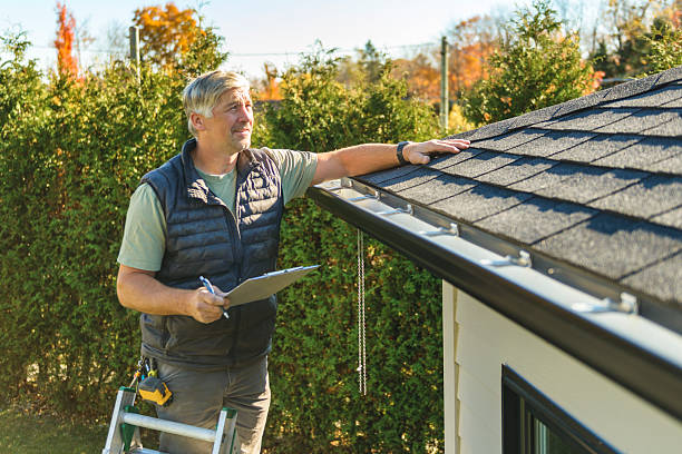 Professional Roof Replacement technician working in Exeter, CA